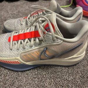 Women’s Nike Sabrina 3